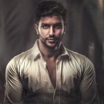 artist image Farzad Shojaei & Mehrab Alveda Alveda (feat. Farzad Shojaei) - Single
